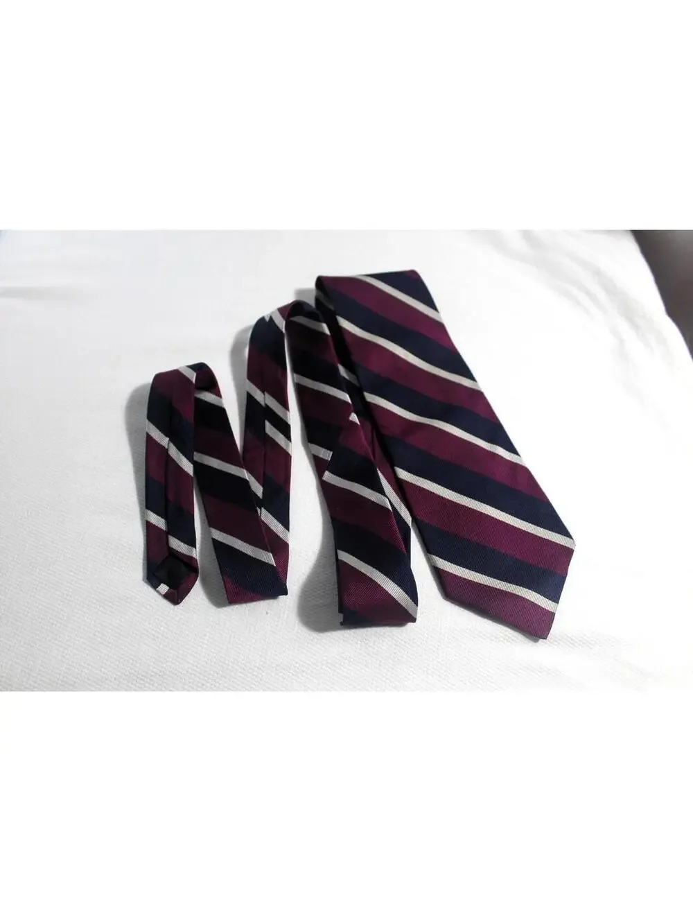 Vintage BROOKS BROTHERS Purple & Blue Silk Necktie, 3.75 X 58 Inches